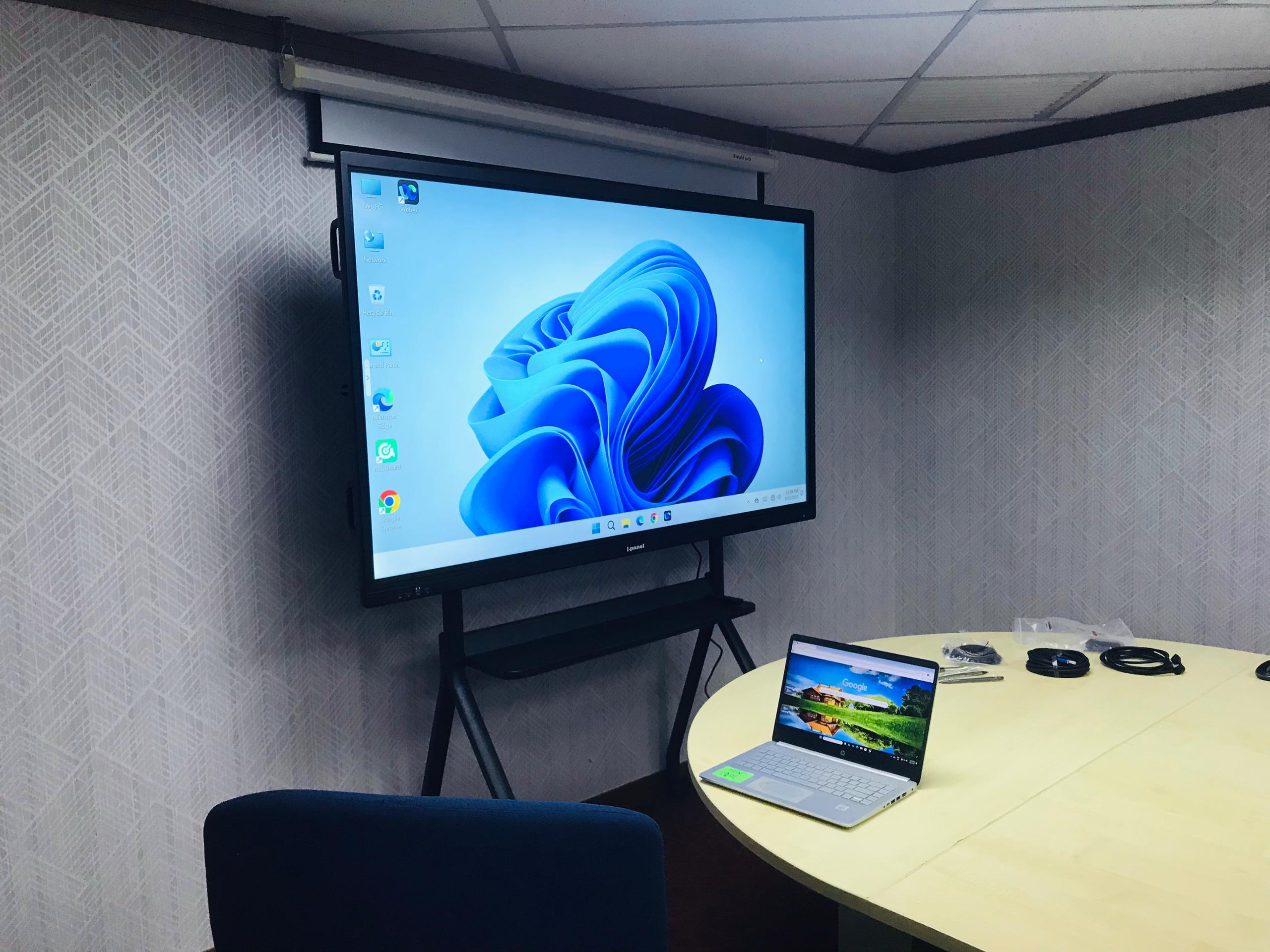 I-PANEL INFINITY MULTI-TOUCH PANEL